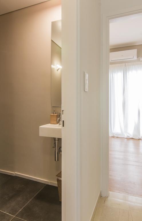 Aba Apartment 2 Vourvachi Street Athena Bagian luar foto